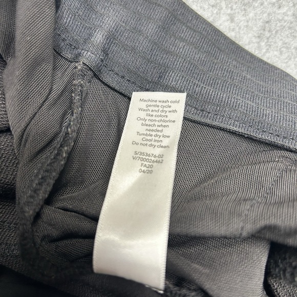 Athleta Wander Stash Skinny Pant Womens 4 Black Nylon Stretch Travel Commuter - Picture 6 of 10